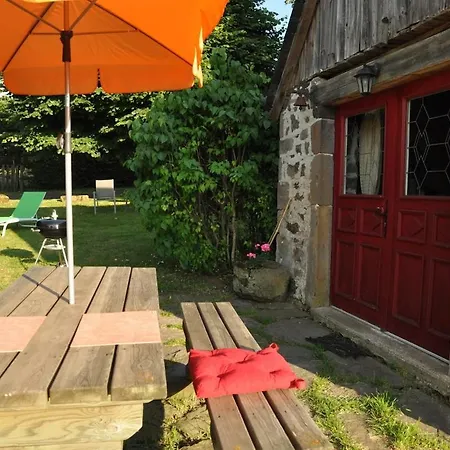 - Four A Pain Au Coeur Des Volcans Дом отдыха Vernines