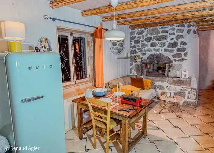 Дом отдыха - Four A Pain Au Coeur Des Volcans